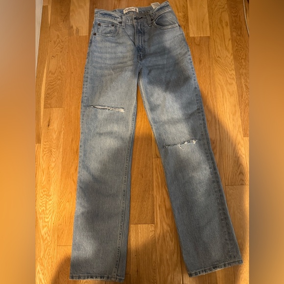 Abercrombie & Fitch Jeans - Picture 2 of 4